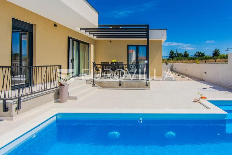 Privlaka, modernes Haus mit Swimmingpool - 20