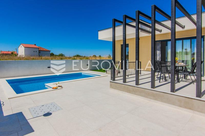 Privlaka, modernes Haus mit Swimmingpool - 5