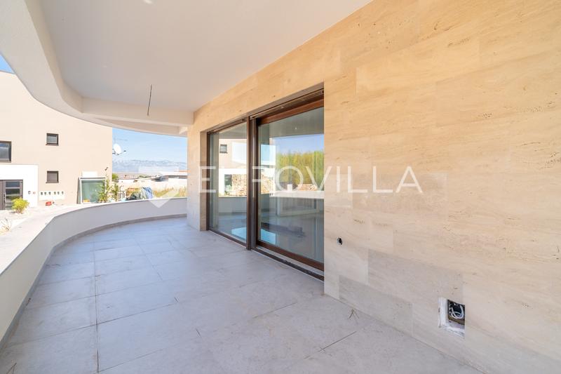 Vir, appartement de trois chambres au premier étage d'un immeuble résidentiel avec vue sur la mer - 4