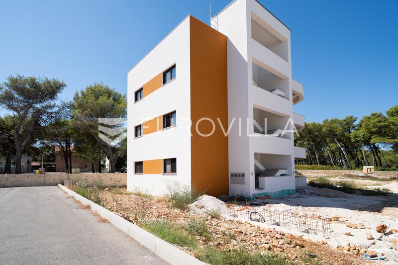 Vir, appartement de trois chambres au premier étage d'un immeuble résidentiel avec vue sur la mer - 3