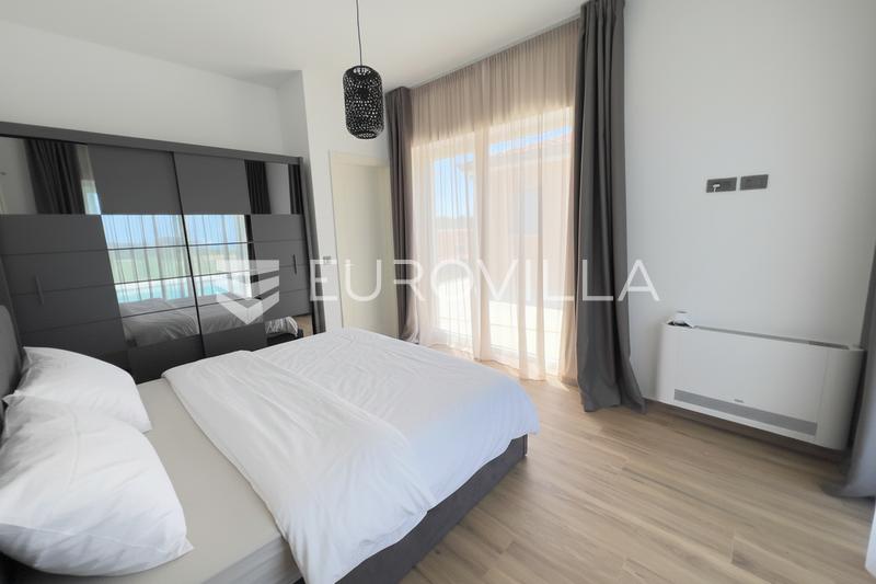 Istria, vicinanze di Parenzo, villa di lusso in pietra con vista panoramica sul mare - 7