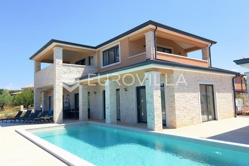 Istria, vicinanze di Parenzo, villa di lusso in pietra con vista panoramica sul mare - 1