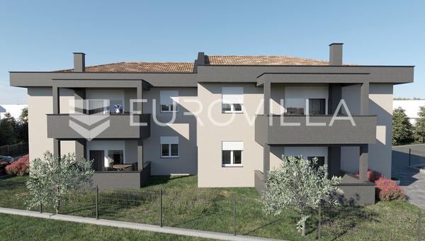 Loborika, Radeki polje, piso familiar de tres dormitorios - construcción de calidad