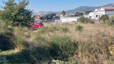 Kastel Luksic, landbouwgrond 2220 m² te huur