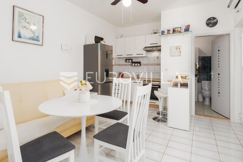 Medulin - Prachtig ingericht éénslaapkamerappartement met een ruim terras - 3