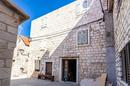 Trogir, Seget Donji, kamena kuća s potencijalom u centru mjesta - 3