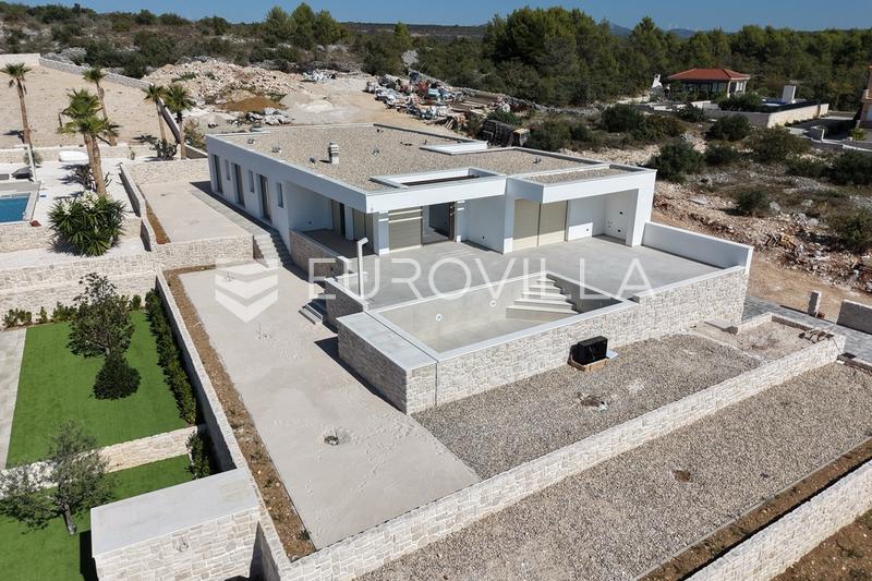 Primošten, medencés villa tengerre néző kilátással, 385,20 m² - 1