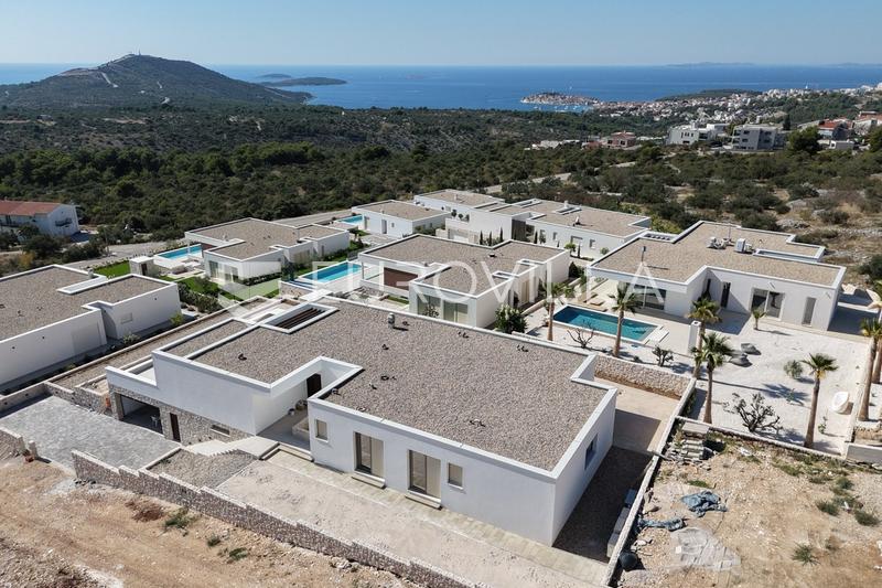 Primošten, medencés villa tengerre néző kilátással, 385,20 m² - 6