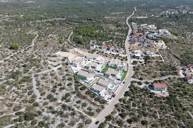 Primošten, medencés villa tengerre néző kilátással, 385,20 m² - 8