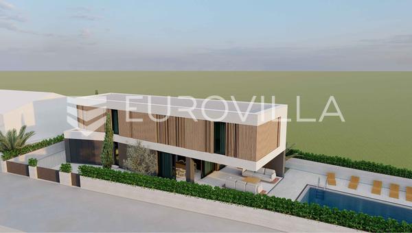 Vodice, građevinsko zemljište 468 m², s projektom i dozvolm za vilu