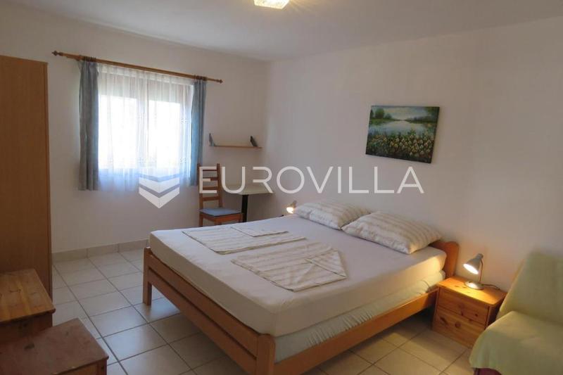 Vir, Maison avec 5 appartements et vue sur la mer - 19
