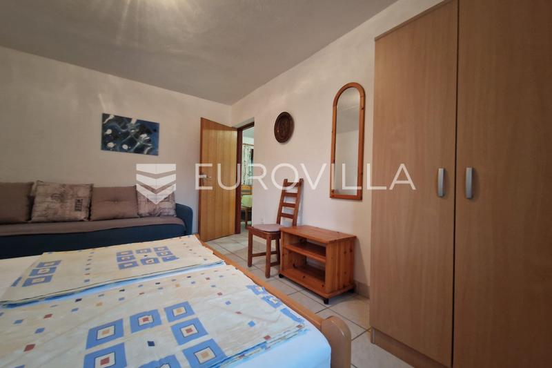 Vir, Hiša s 5 apartmaji in pogledom na morje - 33