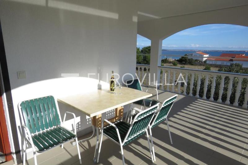 Vir, Maison avec 5 appartements et vue sur la mer - 5