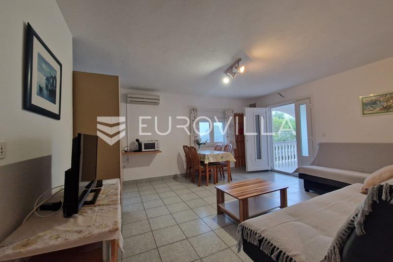 Vir, Hiša s 5 apartmaji in pogledom na morje - 25