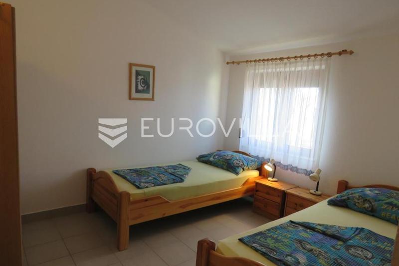 Vir, Maison avec 5 appartements et vue sur la mer - 16