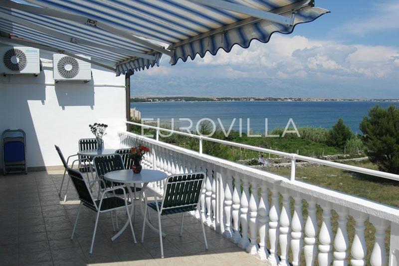 Vir, Maison avec 5 appartements et vue sur la mer - 4
