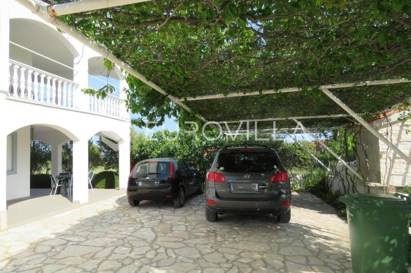 Vir, Maison avec 5 appartements et vue sur la mer - 24