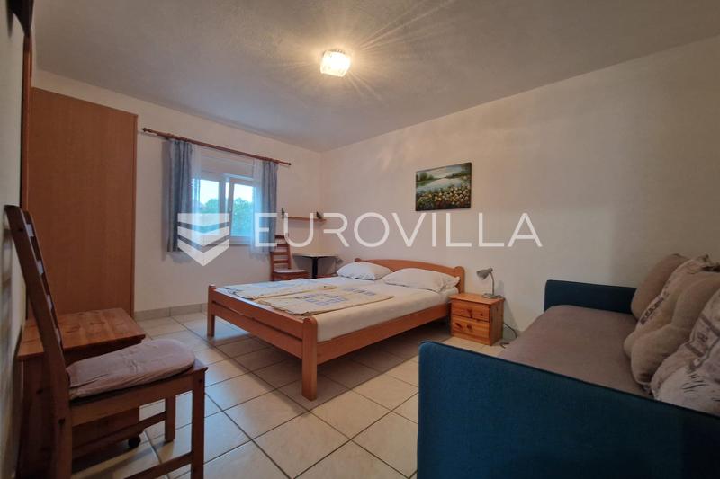 Vir, Hiša s 5 apartmaji in pogledom na morje - 35
