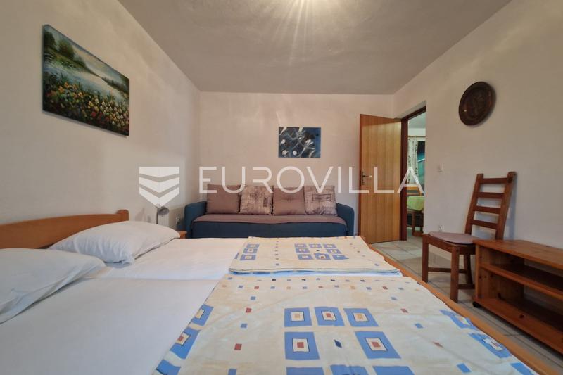 Vir, Hiša s 5 apartmaji in pogledom na morje - 34