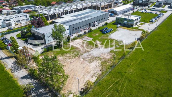 Zagreb, Hrvatski Leskovac, poslovna zgrada 500 m² na parceli 5800 m²
