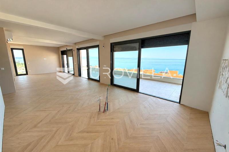 Tučepi takvåning 150 m², nybyggnad med garage och panoramautsikt över havet - 2