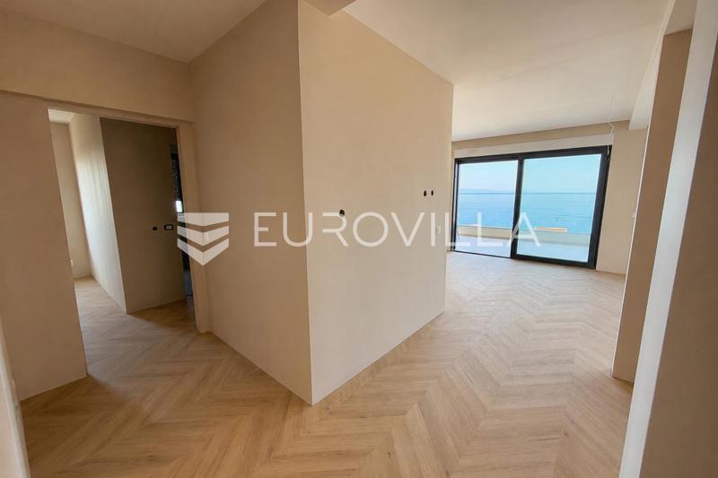 Tučepi takvåning 150 m², nybyggnad med garage och panoramautsikt över havet - 3