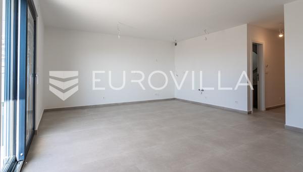 Ciovo, Okrug Gornji - appartamento bilocale al primo piano con vista mare