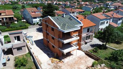 Fazana, Valbandon - nuova costruzione di alta qualità a 500 m dal mare e dalle prime spiagge.