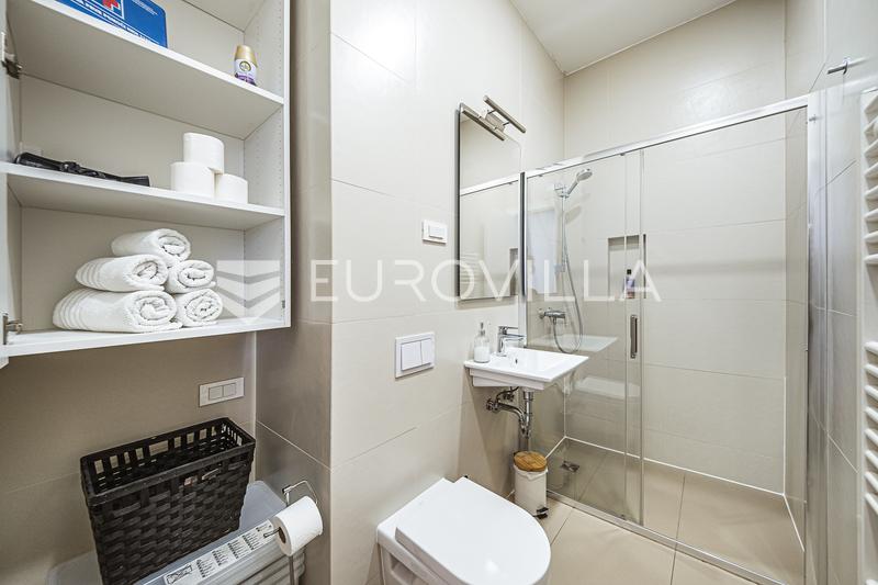 Zagreb, Berislaviceva, vacker enrumslägenhet 34 m² - 9