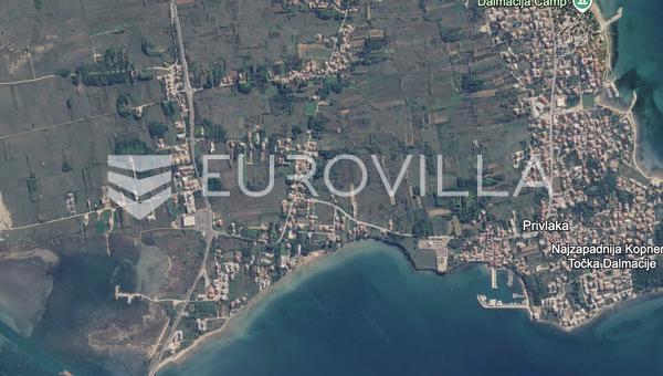 Zadar, Privlaka, građevinsko zemljište 892,08 m², 300 m od mora