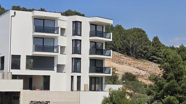 Primošten stan od 60,3 m² s parking mjestom i pogledom na more