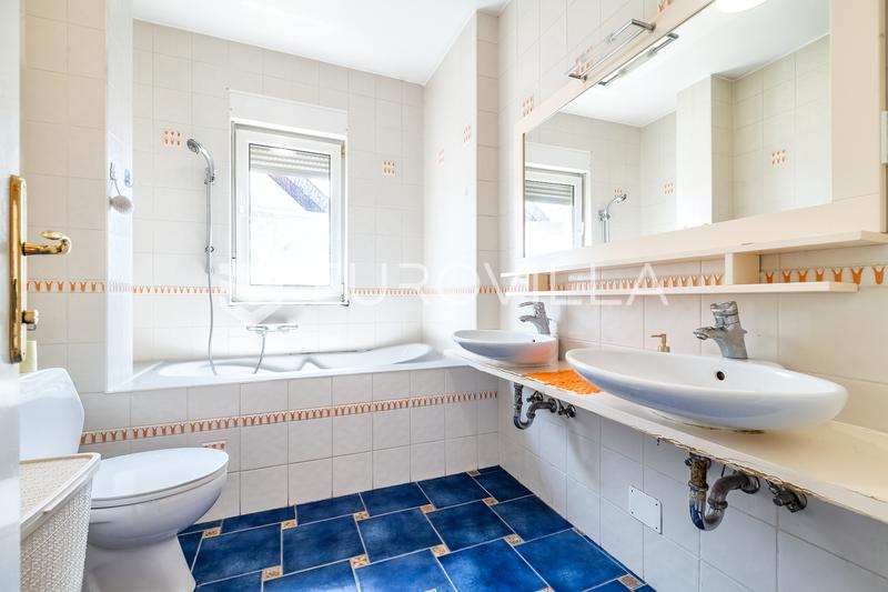 Zagreb, Vrhovec, atraktivna vila s vrtom i parkingom, 530 m² - 11