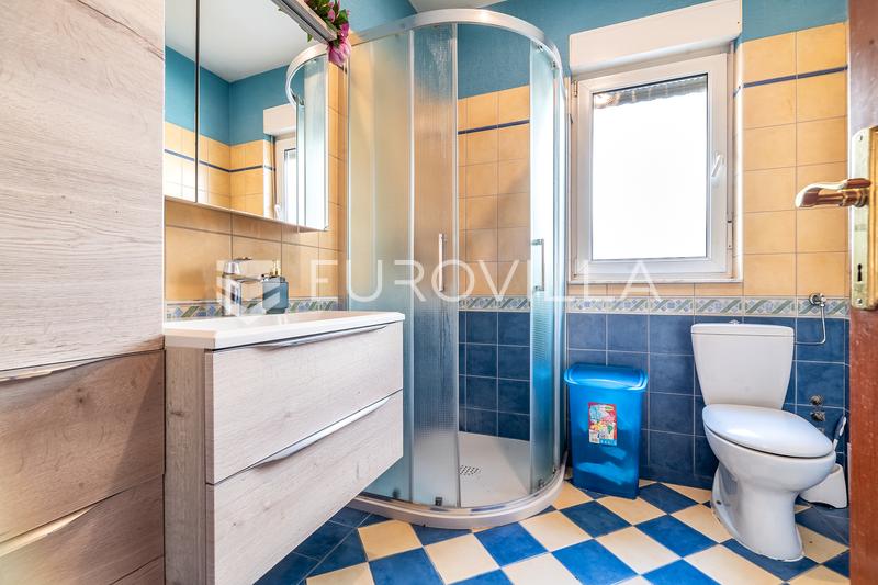 Zagreb, Vrhovec, atraktivna vila s vrtom i parkingom, 530 m² - 17