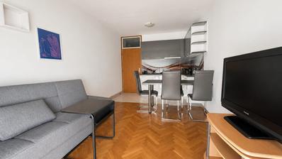 Rijeka, Skurinje, apartamento de un dormitorio de 42 m², amueblado, logia