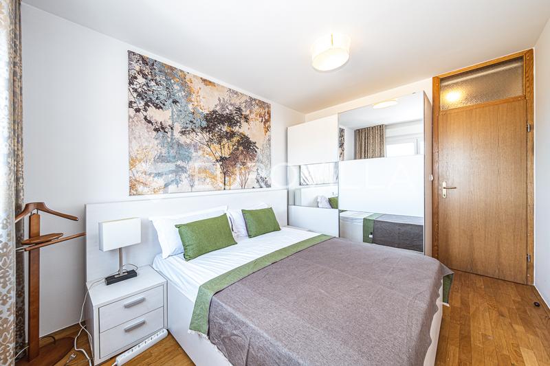 Zagreb, Trnje, Strojarska - spacious two-bedroom apartment of 70 m² with a garage. - 6