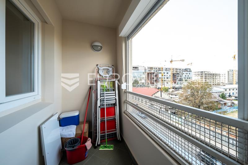 Zagreb, Trnje, Strojarska - spacious two-bedroom apartment of 70 m² with a garage. - 11