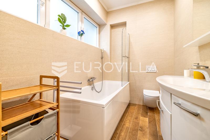 Dolní město, Kneza Borne, luxusní třípokojový byt 150 m² - 8