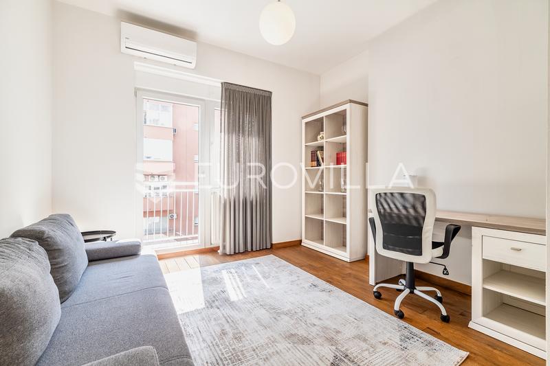 Dolní město, Kneza Borne, luxusní třípokojový byt 150 m² - 10