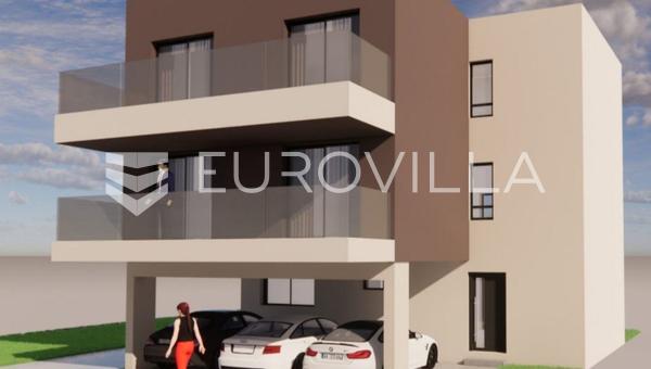 Osijek, Bosutsko Naselje, şehir villasında dört yatak odalı bir daire, 2. kat, 83 m²