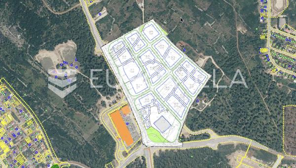 Zadar, Zmiric - Terreno de inversión en una ubicación estratégica dentro de la zona comercial K2