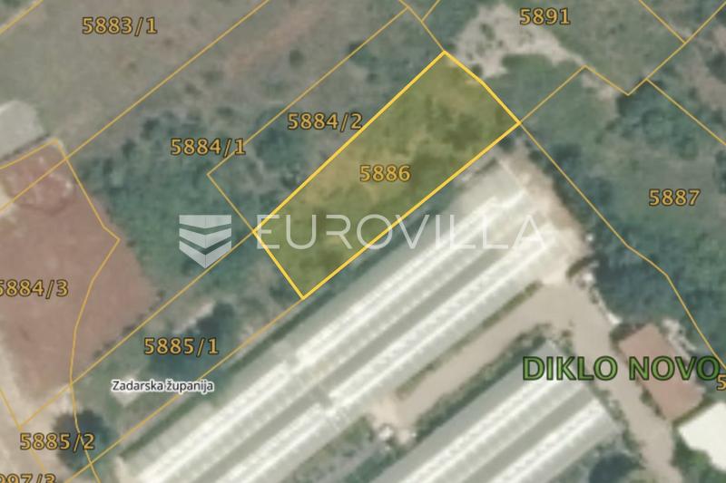 Zadar, Zmiric - Działka inwestycyjna w strategicznej lokalizacji w strefie komercyjnej K2 - 3