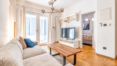 Zágráb, Bijenička út, frissen felújított, modern, egy hálószobás lakás parkolóhellyel, 41 m²