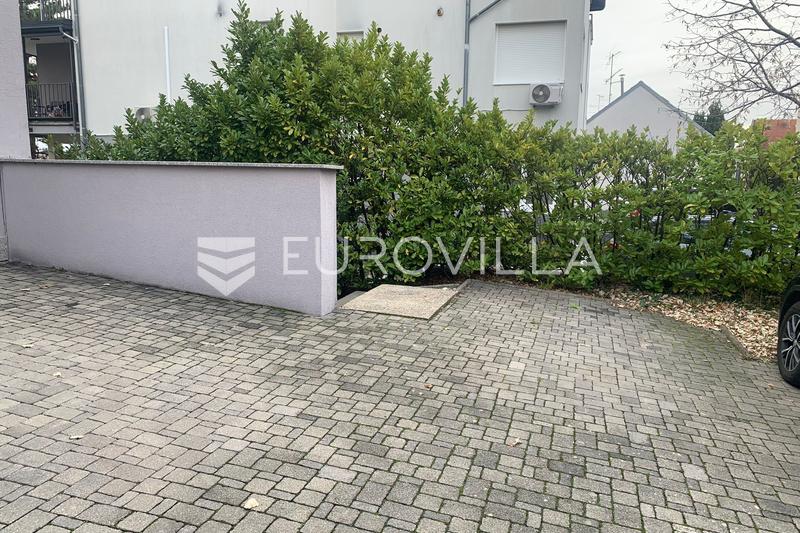 Zagreb, Bijenička cesta, novouređen moderan dvosoban stan vanjsko parkirno mjesto, 41 m² - 7