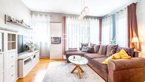 Zagreb, Prevoj, komforan trosoban stan s vrtom, 91 m²