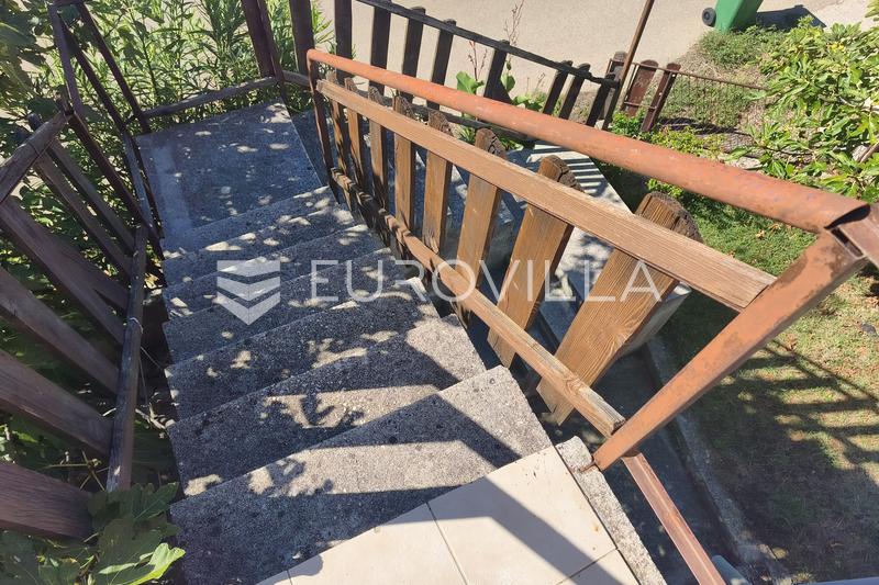 VIR, LOZICE - Dům se dvěma apartmány v klidné ostrovní oáze - 7