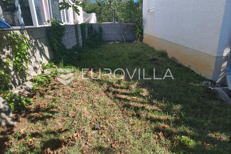 VIR, LOZICE - Dům se dvěma apartmány v klidné ostrovní oáze - 13