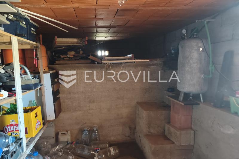 VIR, LOZICE - Dům se dvěma apartmány v klidné ostrovní oáze - 14