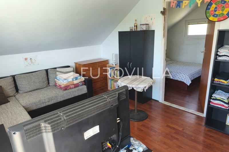 VIR, LOZICE - Dům se dvěma apartmány v klidné ostrovní oáze - 11