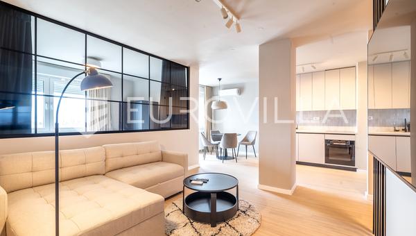 Zagreb, Jarun, Našička, prekrasan novo uređeni trosoban stan, 66 m²