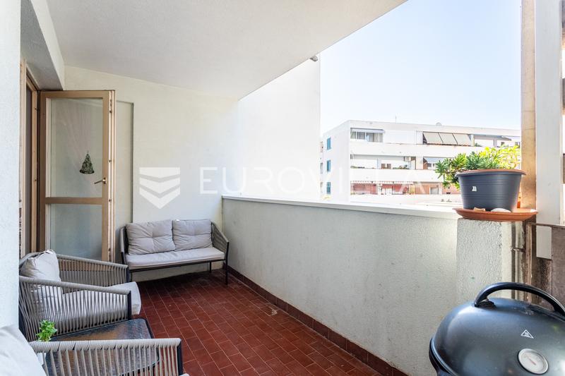 Split, Spinut, apartamento reformado de dos dormitorios en una excelente ubicación - 13